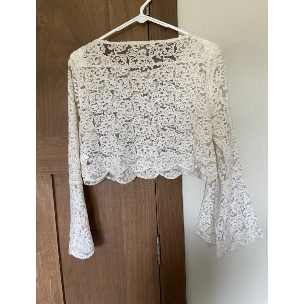 LC Lauren Conrad Runway Collection White Scallop Lace Crop Top Size XL